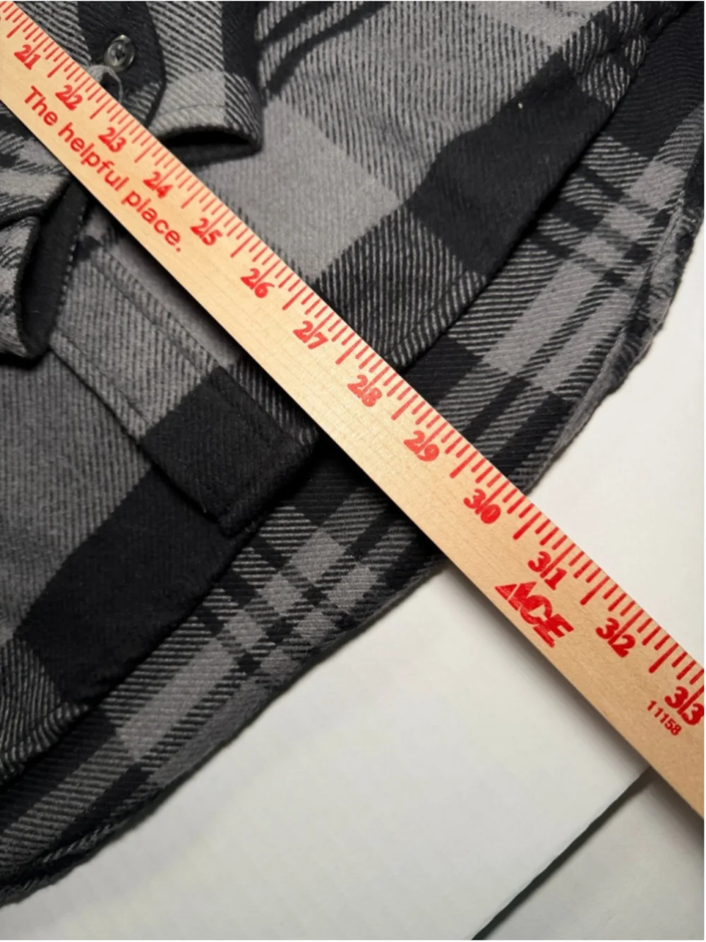 Orvis black and gray plaid heavy-duty flannel shirt jacket #fall #warm #bonfire